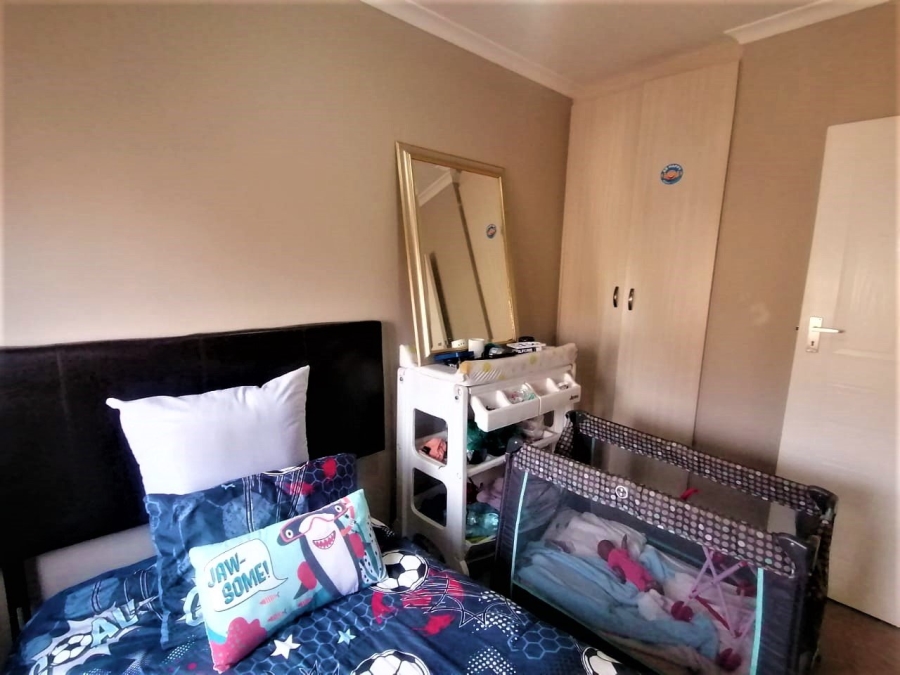 2 Bedroom Property for Sale in Hillside Free State